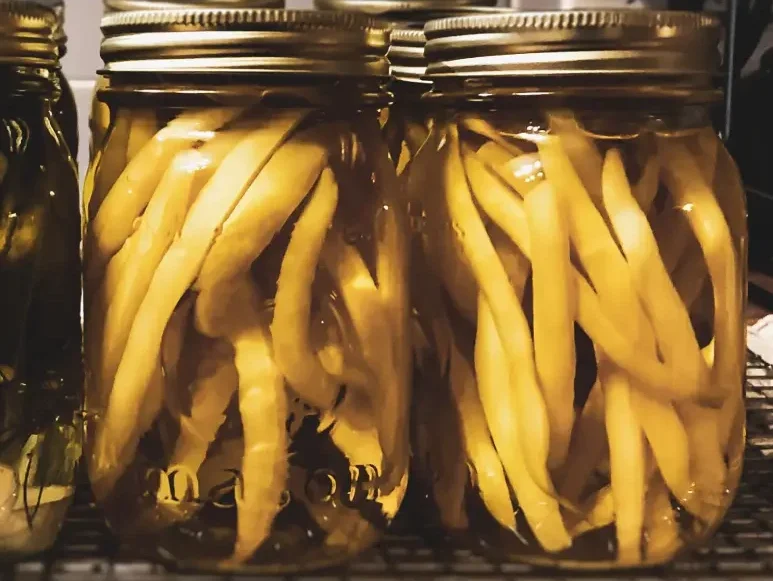Green beans in a jar